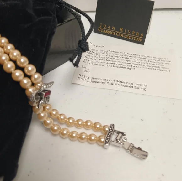 JOAN RIVERS CLASSICS COLLECTION PEARL & GARNET WEDDING BRACELET - Picture 4 of 7